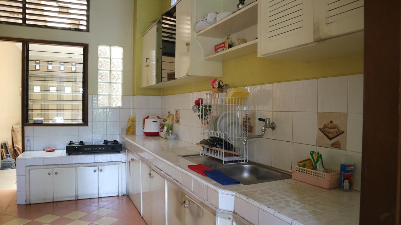 Maharani Guesthouse Tebet Syariah Τζακάρτα Εξωτερικό φωτογραφία